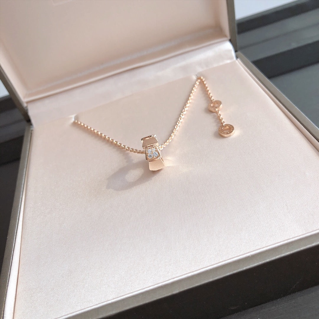 Bvlgari Serpenti Pendant Cubic Zirconia Pink Gold Necklace