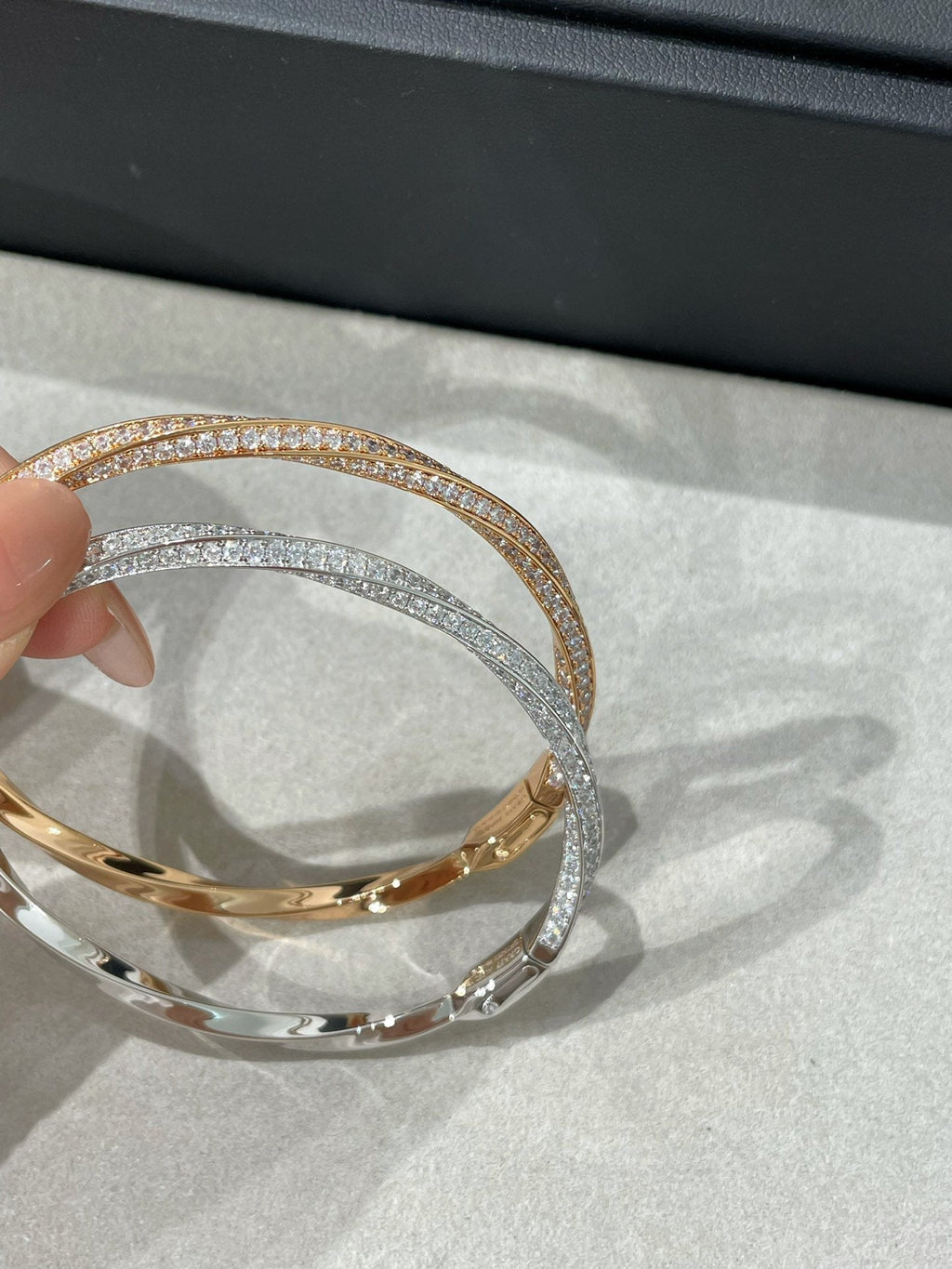Graff Gra Spiral Cubic Zirconia Paved Bracelet