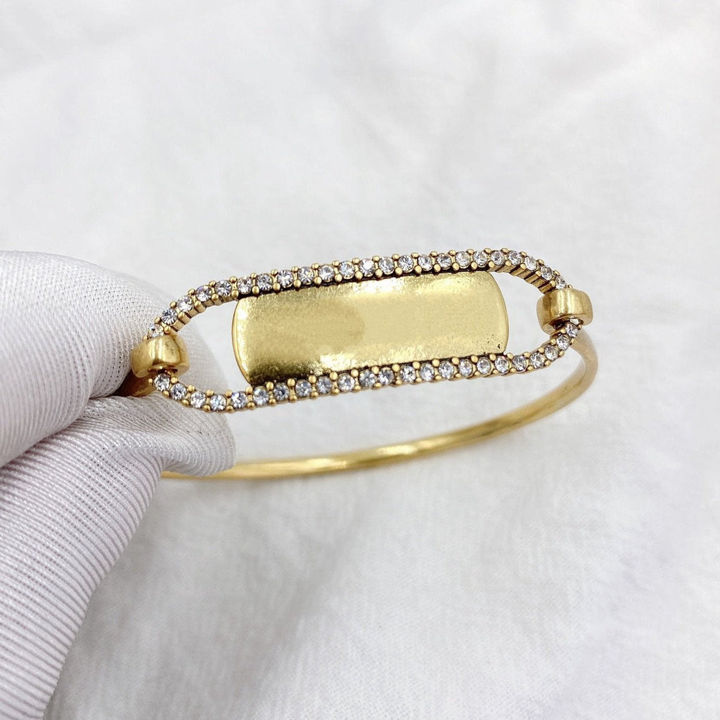 Dior Dio Oval Letter Bracelet Gold Diamond