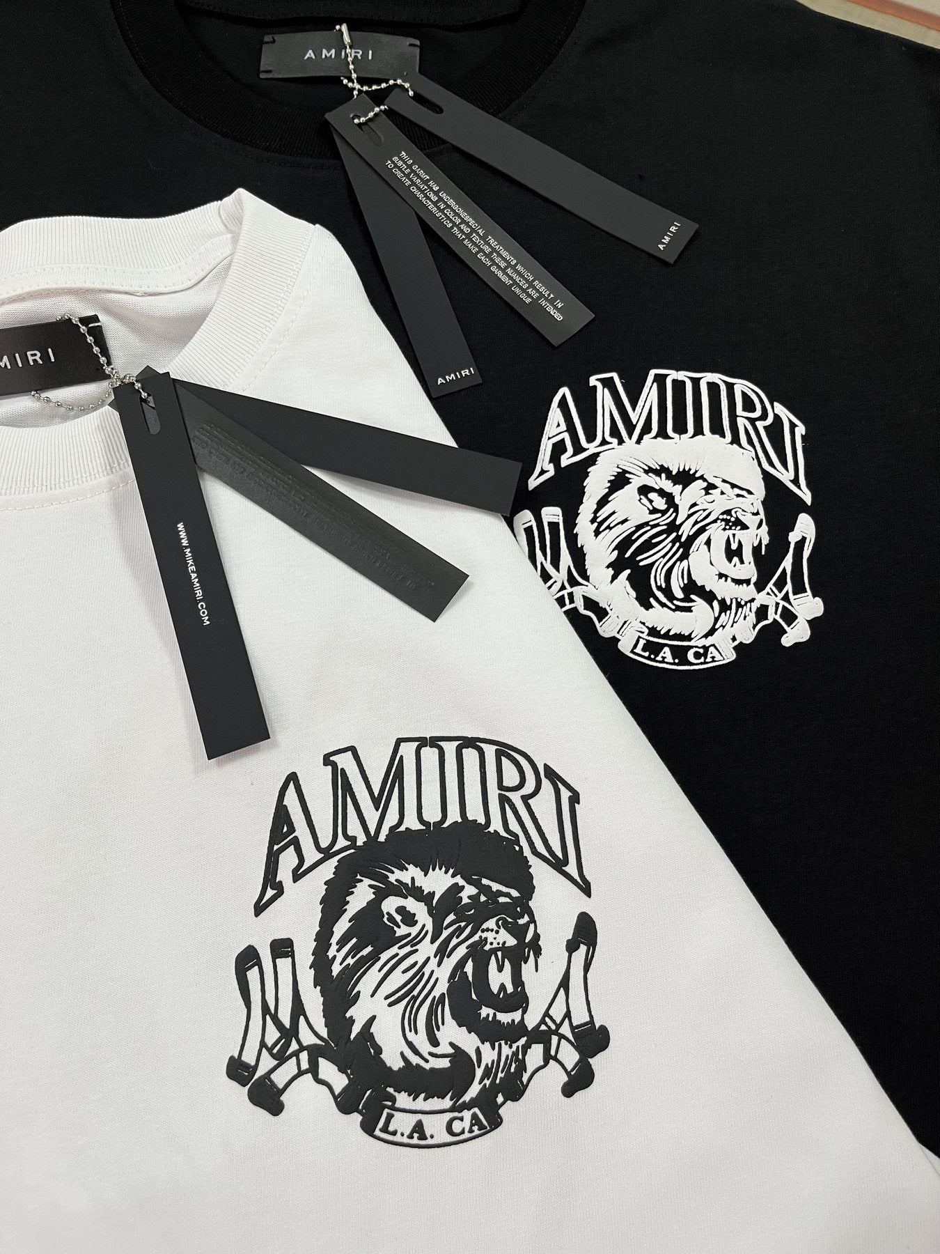 AMIRI Lion Head Graphic T-Shirt — hang_tag