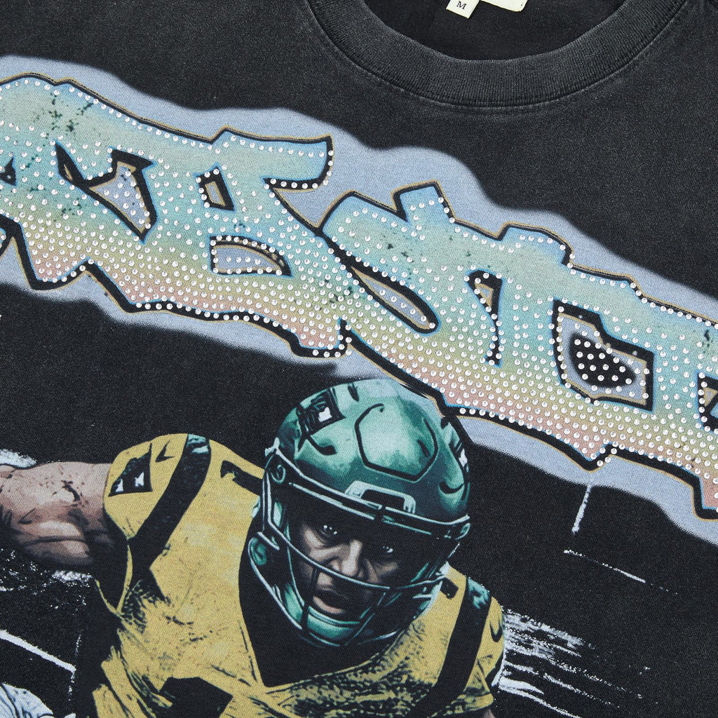 MAJESTIK Bulldog Football Graphic Cropped T-Shirt — detail