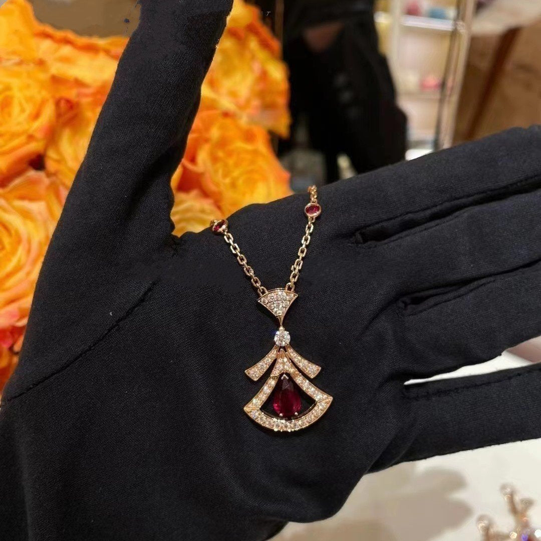 Bvlgari Dream Necklace Carnelian Cubic Zirconia Pink Gold